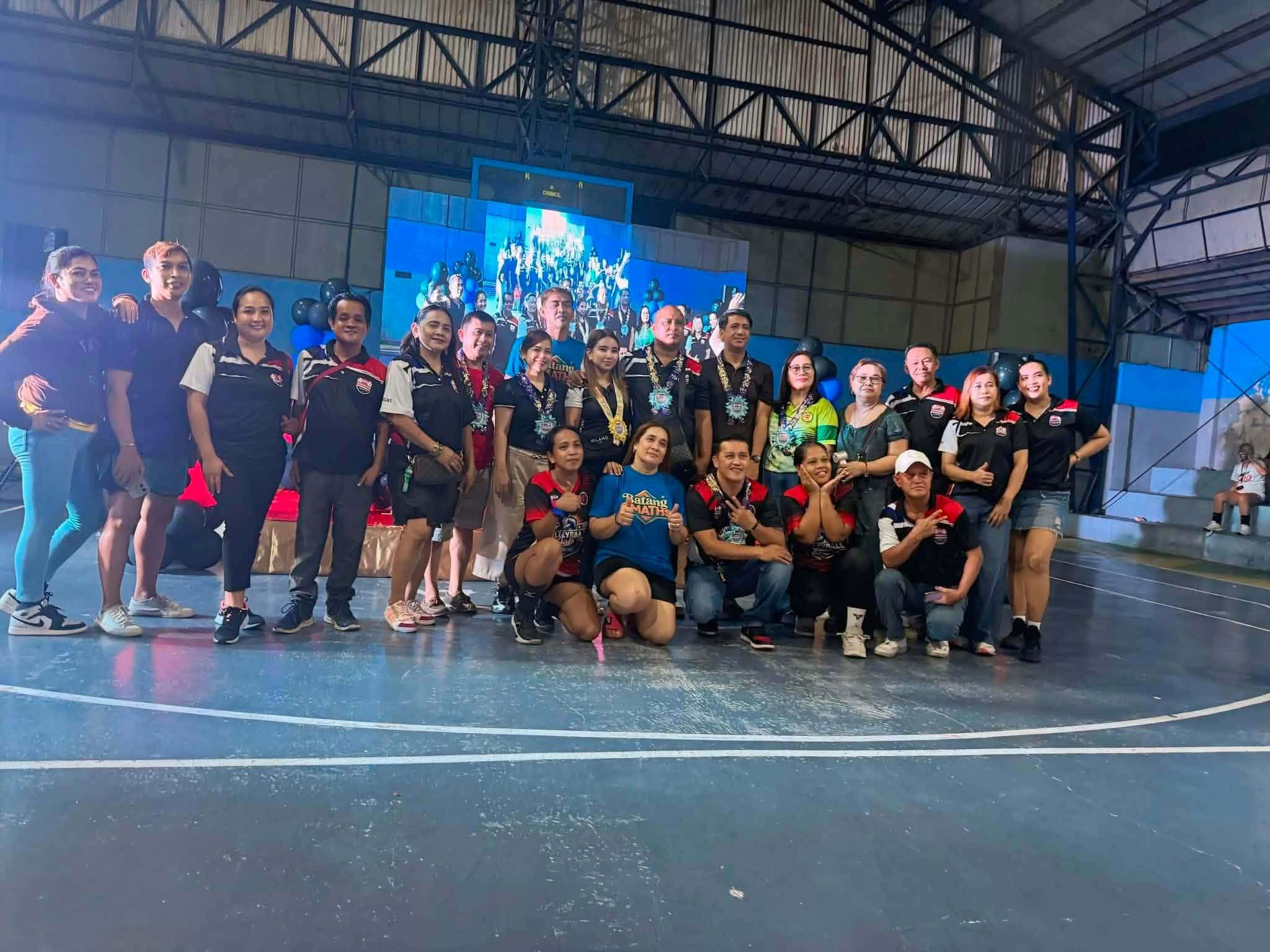Batang GMATHS community gathering at a volleyball event